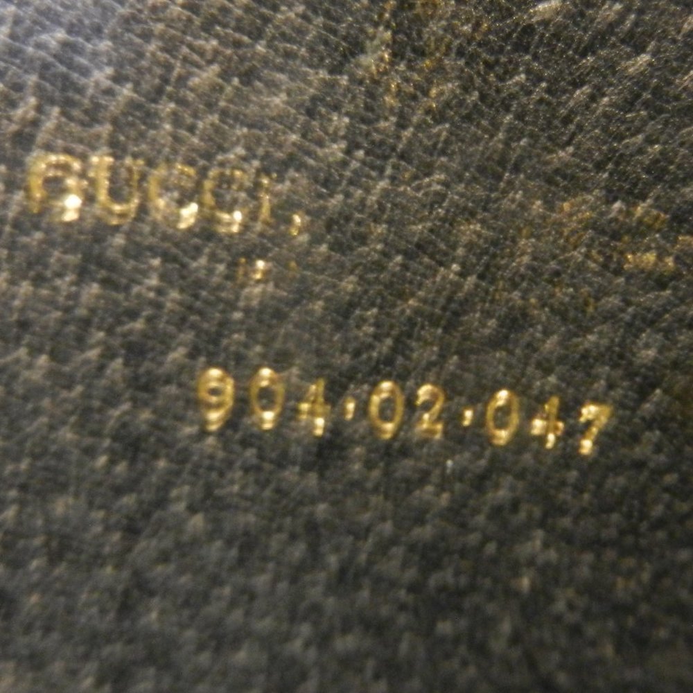 Gucci VTG collectible crossbody purse cream navy logo canvas curved shoulder bag - Picture 8 of 16